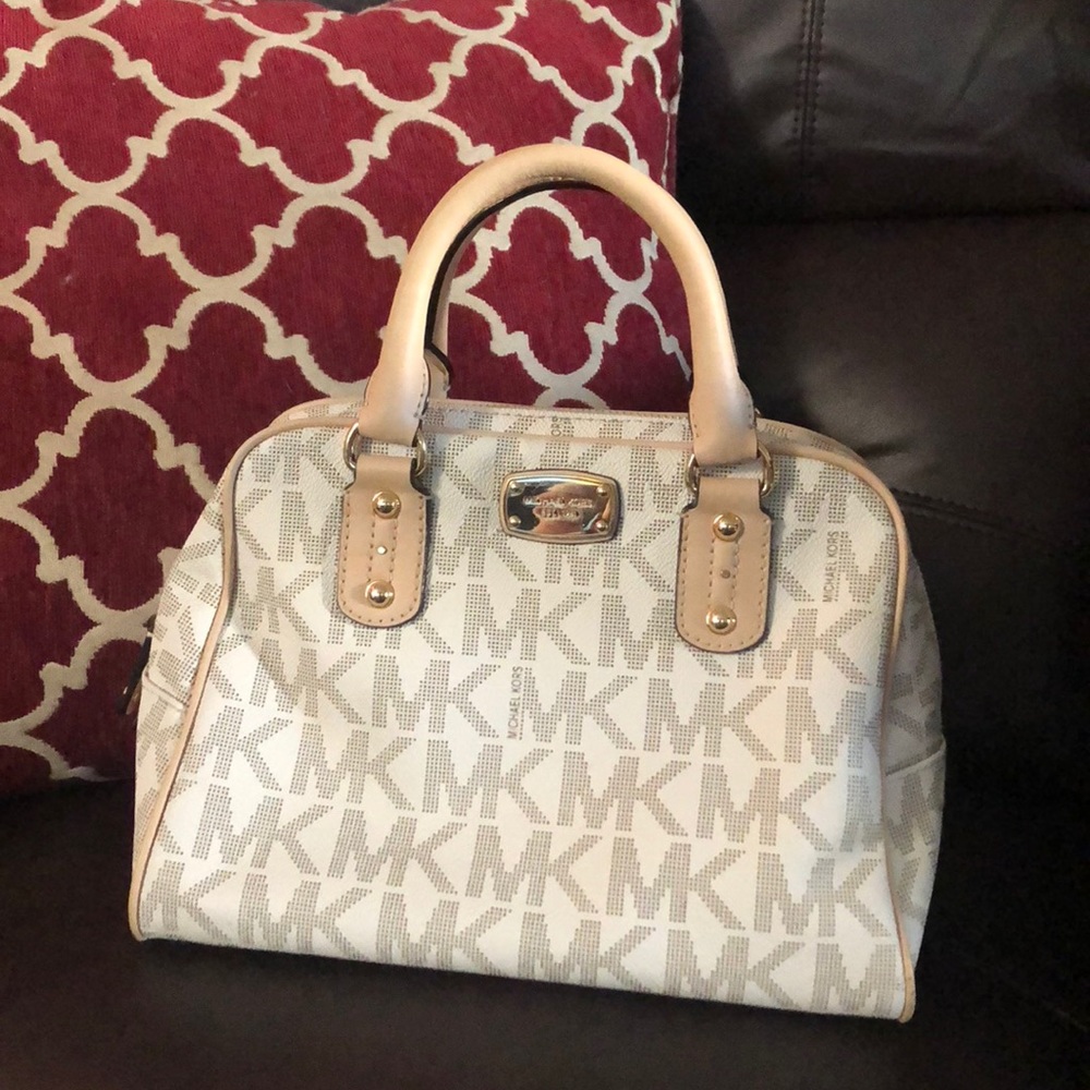 Authentic Brand New Michael Kors Purse